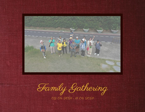 Big Family Gathering Photo Book